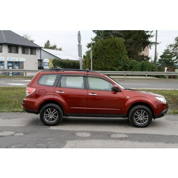 Subaru Forester  SUV 2010,  2.0 benzyna+LPG - Na sprzedaż za 32 900 zł - Dojazdów - zdjęcie 3