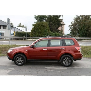 Subaru Forester  SUV 2010,  2.0 benzyna+LPG - Na sprzedaż za 32 900 zł - Dojazdów - zdjęcie 6
