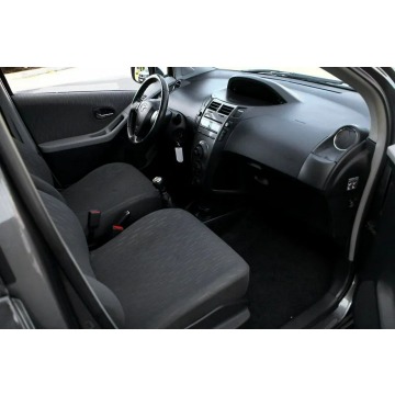 Toyota Yaris  Sedan/Limuzyna 2009,  1.3 benzyna - Na sprzedaż za 19 900 zł - Dojazdów - zdjęcie 8