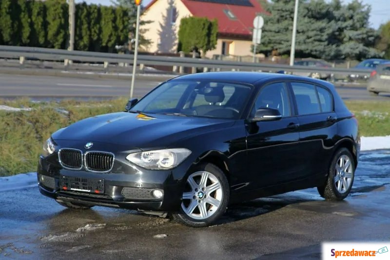 BMW Seria 1  Liftback 2011,  2.0 diesel - Na sprzedaż za 33 900 zł - Dojazdów