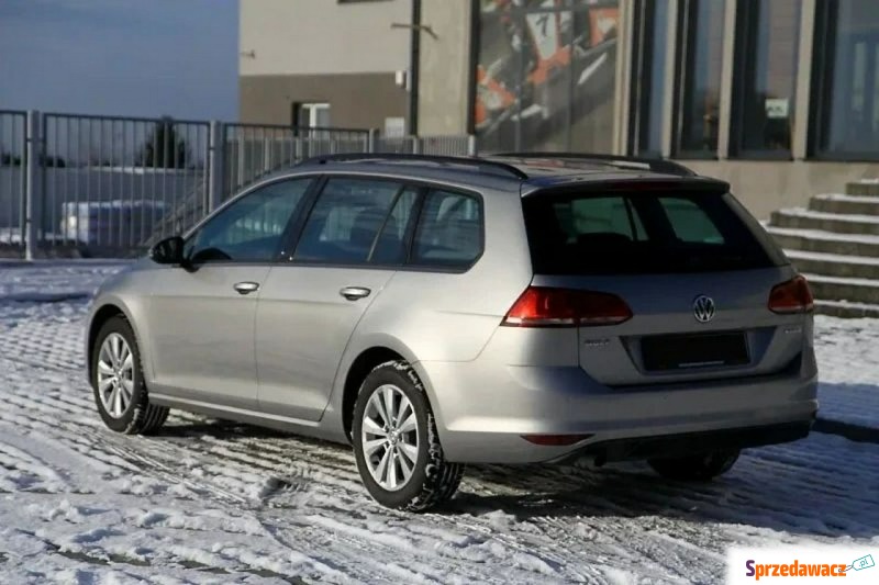 Volkswagen Golf 2016,  1.6 diesel - Na sprzedaż za 36 900 zł - Dojazdów