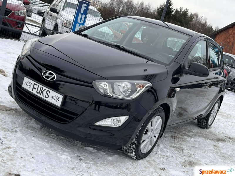 Hyundai i20  Hatchback 2014,  1.3 benzyna - Na sprzedaż za 25 900 zł - Zduńska Wola