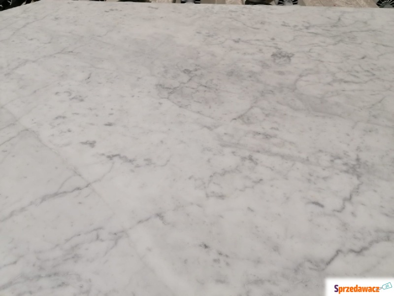 Płytki marmurowe Carrara Bianco 40x40x1,5 poler - Płytki podłogowe - Przemyśl