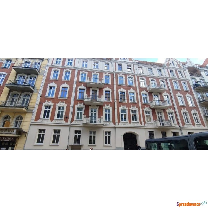 Mieszkanie  7 pokojowe Katowice - Śródmieście,   146 m2, pierwsze piętro - Sprzedam