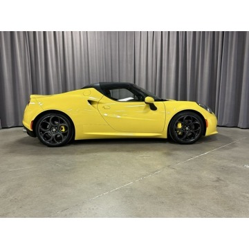 Alfa Romeo 4C  Coupe/Sportowy 2016,  1.7 benzyna, automat - Na sprzedaż za 214 020 zł - Katowice - zdjęcie 6