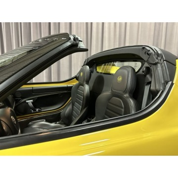 Alfa Romeo 4C  Coupe/Sportowy 2016,  1.7 benzyna, automat - Na sprzedaż za 214 020 zł - Katowice - zdjęcie 9