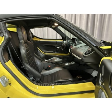 Alfa Romeo 4C  Coupe/Sportowy 2016,  1.7 benzyna, automat - Na sprzedaż za 214 020 zł - Katowice - zdjęcie 12