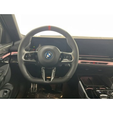 BMW   Sedan/Limuzyna 2024 elektryczny, automat - Na sprzedaż za 276 750 zł - Katowice - zdjęcie 6