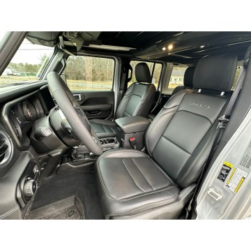 Jeep Wrangler  SUV 2024,  2.0 benzyna, automat - Na sprzedaż za 161 130 zł - Katowice - zdjęcie 7