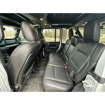 Jeep Wrangler  SUV 2024,  2.0 benzyna, automat - Na sprzedaż za 161 130 zł - Katowice - zdjęcie 8