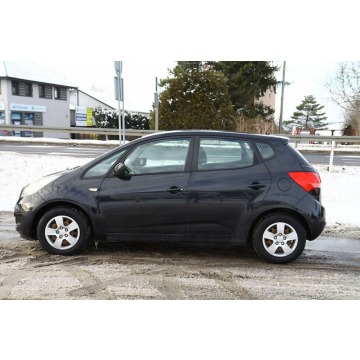 Kia Venga  Hatchback 2010,  1.4 benzyna - Na sprzedaż za 19 900 zł - Dojazdów - zdjęcie 6