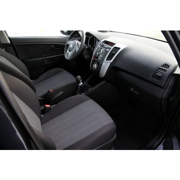 Kia Venga  Hatchback 2010,  1.4 benzyna - Na sprzedaż za 19 900 zł - Dojazdów - zdjęcie 8