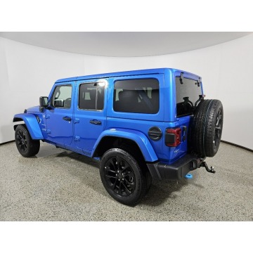 Jeep Wrangler  SUV 2024,  2.0 benzyna, automat - Na sprzedaż za 183 270 zł - Katowice - zdjęcie 4
