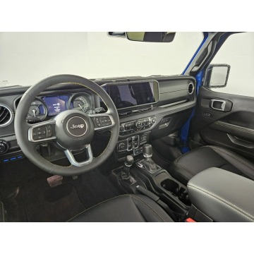 Jeep Wrangler  SUV 2024,  2.0 benzyna, automat - Na sprzedaż za 183 270 zł - Katowice - zdjęcie 9