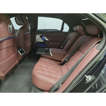 BMW Seria 7  Sedan/Limuzyna 2023,  3.0 benzyna, automat - Na sprzedaż za 416 970 zł - Katowice - zdjęcie 10