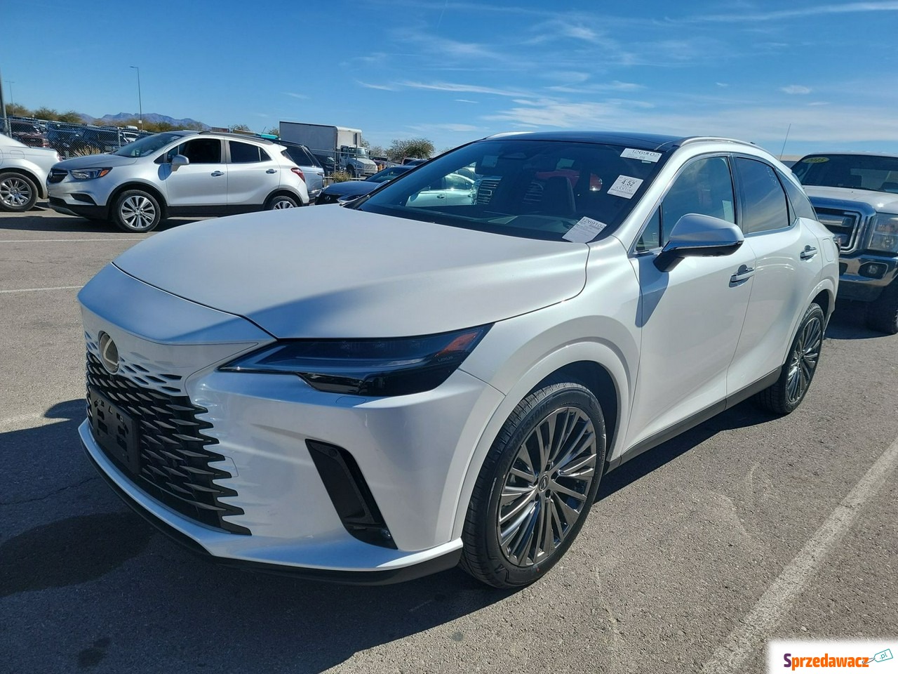 Lexus RX 2024
