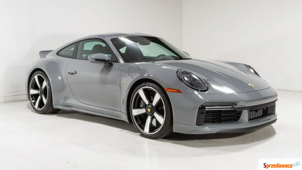 Porsche 911 2023