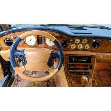 Bentley   Sedan/Limuzyna 2000,  6.8 benzyna, automat - Na sprzedaż za 72 570 zł - Katowice - zdjęcie 7