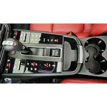 Porsche Macan  SUV 2024,  2.0 benzyna, automat - Na sprzedaż za 232 470 zł - Katowice - zdjęcie 9