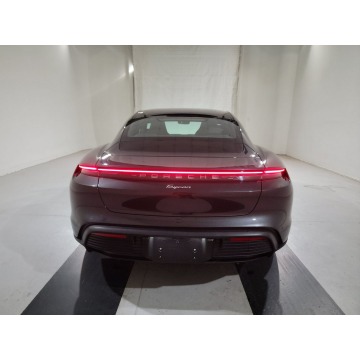 Porsche Taycan  Sedan/Limuzyna 2023 elektryczny, automat - Na sprzedaż za 258 300 zł - Katowice - zdjęcie 6