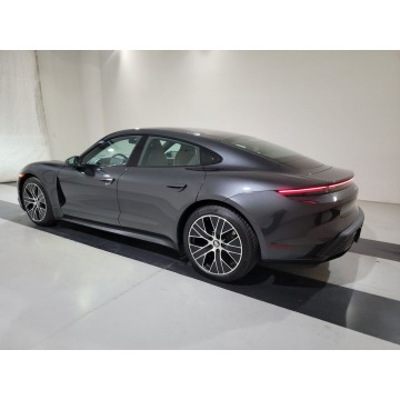 Porsche Taycan  Sedan/Limuzyna 2023 elektryczny, automat - Na sprzedaż za 258 300 zł - Katowice - zdjęcie 10