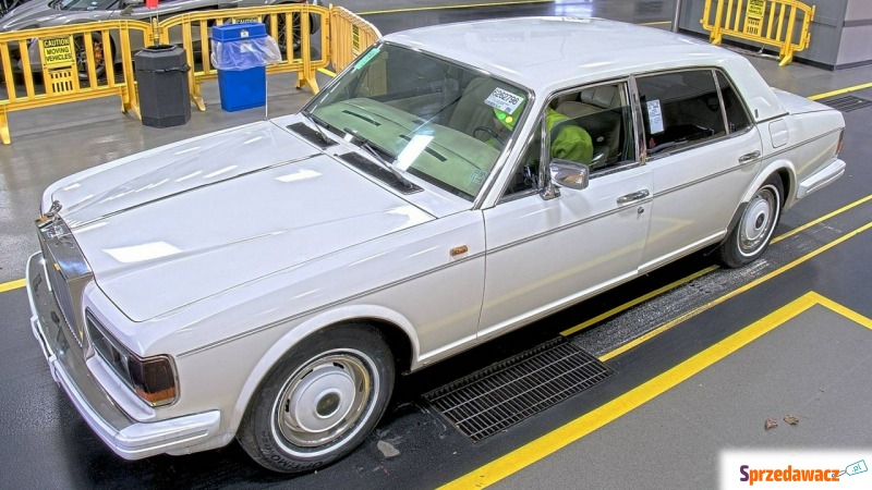 Rolls-Royce   SUV 1984,  6.8 benzyna - Na sprzedaż za 29 520 zł - Katowice