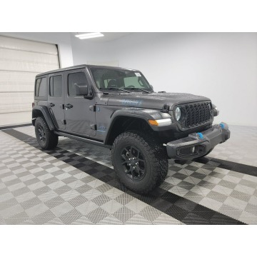 Jeep Wrangler  SUV 2024,  2.0 benzyna, automat - Na sprzedaż za 173 430 zł - Katowice - zdjęcie 3