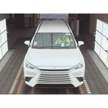 Lexus   SUV 2023,  2.4 hybryda, automat - Na sprzedaż za 210 330 zł - Katowice - zdjęcie 2