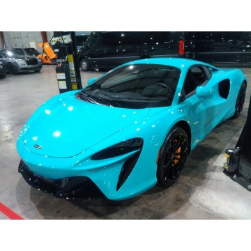 2024 McLaren Artura