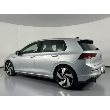 Volkswagen Golf  Hatchback 2023,  2.0 benzyna - Na sprzedaż za 107 010 zł - Katowice - zdjęcie 4