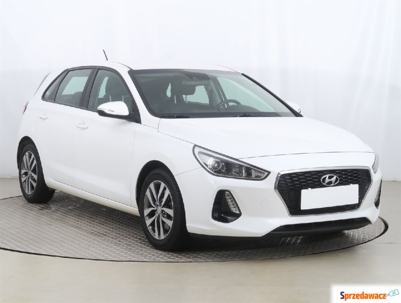 Hyundai i30  Hatchback 2017,  1.4 benzyna - Na sprzedaż za 49 999 zł - Gliwice