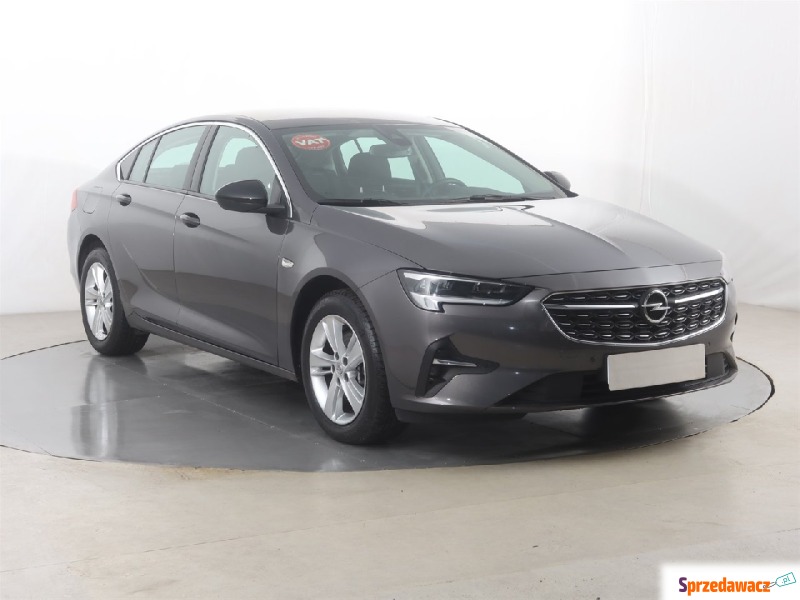 Opel Insignia  Hatchback 2022,  2.0 diesel - Na sprzedaż za 84 552 zł - Katowice