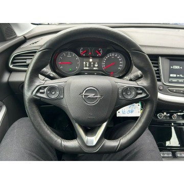 Opel Grandland X  SUV 2020,  1.2 benzyna - Na sprzedaż za 79 900 zł - Kraków - zdjęcie 9