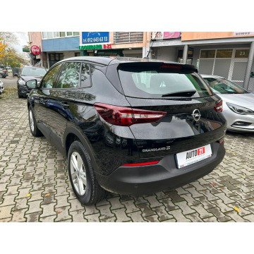 Opel Grandland X  SUV 2020,  1.2 benzyna - Na sprzedaż za 79 900 zł - Kraków - zdjęcie 8
