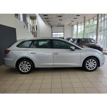 Seat Leon 2016,  1.6 diesel, automat - Na sprzedaż za 44 900 zł - Kraków - zdjęcie 4