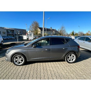Seat Leon  Liftback 2013,  1.6 diesel - Na sprzedaż za 37 900 zł - Kraków - zdjęcie 4