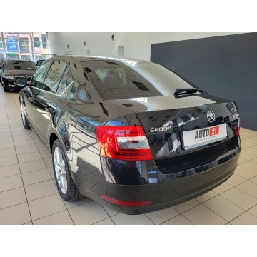 Skoda Octavia  Sedan/Limuzyna 2017,  1.4 benzyna, automat - Na sprzedaż za 68 500 zł - Kraków - zdjęcie 8
