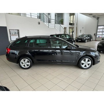 Skoda Octavia 2019,  1.5 benzyna - Na sprzedaż za 68 900 zł - Kraków - zdjęcie 5