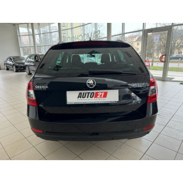 Skoda Octavia 2019,  1.5 benzyna - Na sprzedaż za 68 900 zł - Kraków - zdjęcie 9