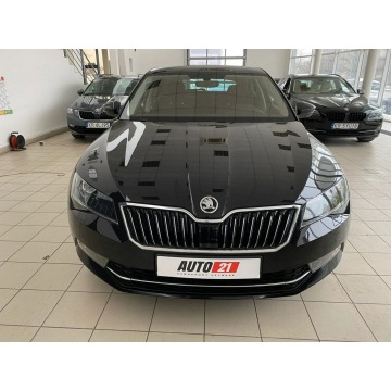 Skoda Superb  Sedan/Limuzyna 2019,  1.5 benzyna - Na sprzedaż za 85 000 zł - Kraków - zdjęcie 3
