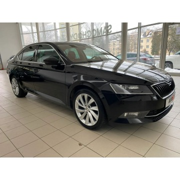 Skoda Superb  Sedan/Limuzyna 2019,  1.5 benzyna - Na sprzedaż za 85 000 zł - Kraków - zdjęcie 5