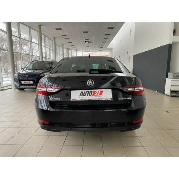 Skoda Superb  Sedan/Limuzyna 2019,  1.5 benzyna - Na sprzedaż za 85 000 zł - Kraków - zdjęcie 12
