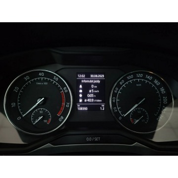 Skoda Superb 2019,  1.5 benzyna - Na sprzedaż za 92 900 zł - Kraków - zdjęcie 10