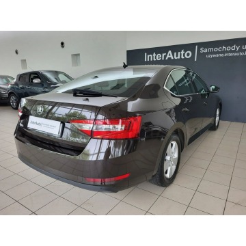 Skoda Superb  Sedan/Limuzyna 2015,  2.0 diesel, automat - Na sprzedaż za 57 900 zł - Kraków - zdjęcie 6