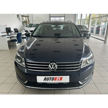 Volkswagen Passat 2014,  2.0 diesel, automat - Na sprzedaż za 41 900 zł - Kraków - zdjęcie 2