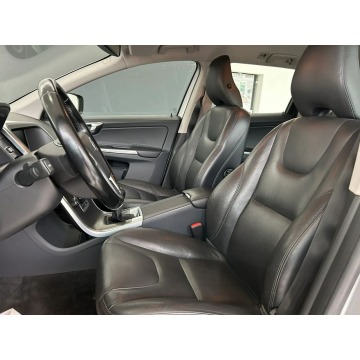 Volvo   SUV 2014,  2.0 diesel - Na sprzedaż za 67 900 zł - Kraków - zdjęcie 11