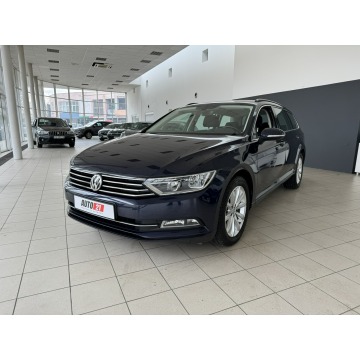 Volkswagen Passat 2016,  1.6 diesel, automat - Na sprzedaż za 54 000 zł - Kraków - zdjęcie 2