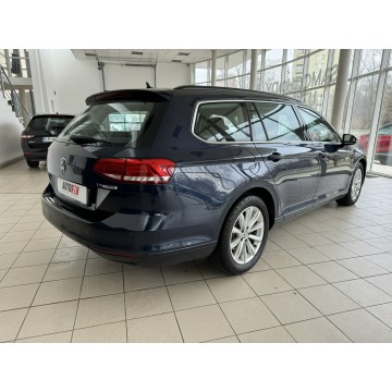 Volkswagen Passat 2016,  1.6 diesel, automat - Na sprzedaż za 54 000 zł - Kraków - zdjęcie 6