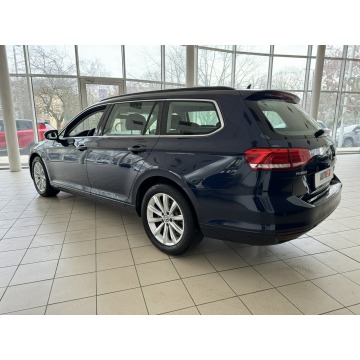 Volkswagen Passat 2016,  1.6 diesel, automat - Na sprzedaż za 54 000 zł - Kraków - zdjęcie 8