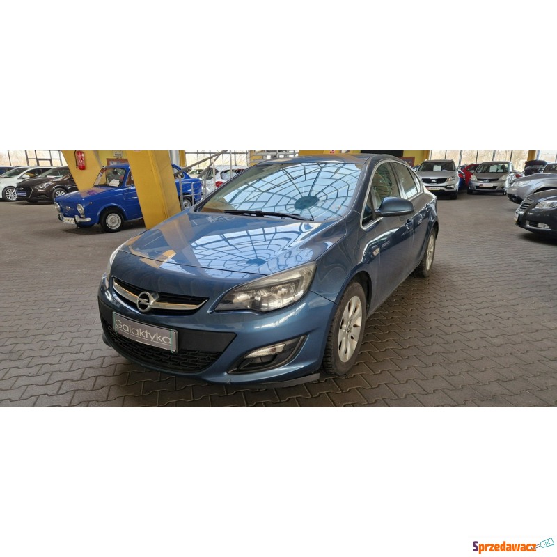 Opel Astra  Sedan/Limuzyna 2016,  1.4 benzyna+LPG - Na sprzedaż za 32 900 zł - Mysłowice